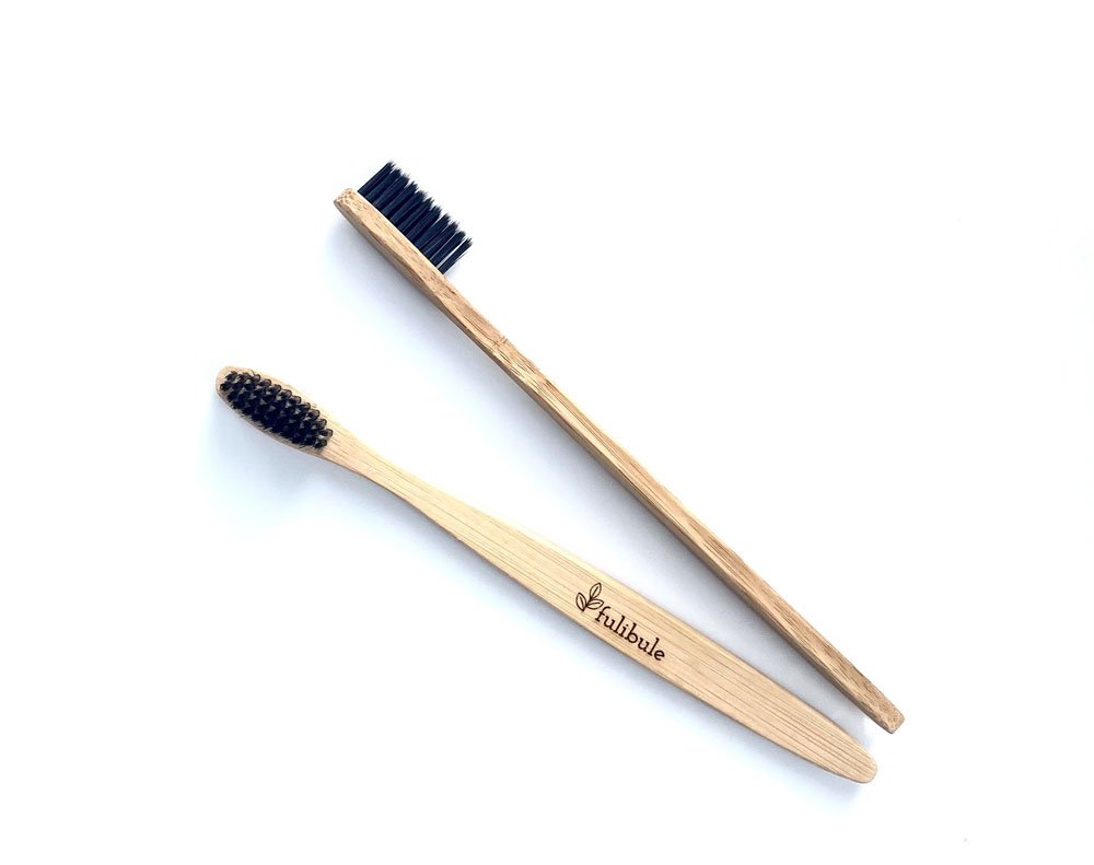 02 BROSSE A DENT